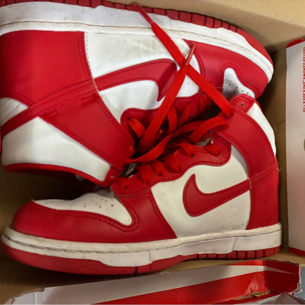 Nike Dunk High in University Red and White